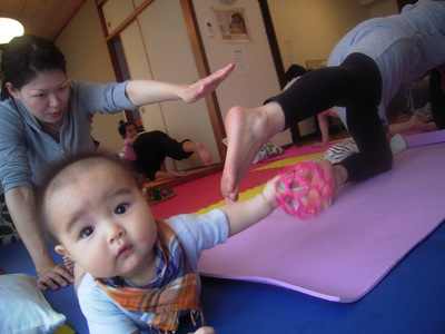 ベビーヨーガ